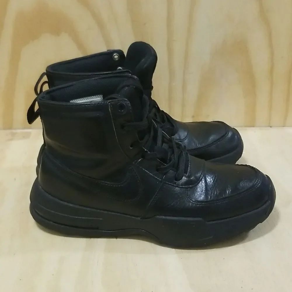 Men's Nike Air Max Goaterra 2.0 Boots DD5016-001 Triple Black Size 7, Wmn's 9